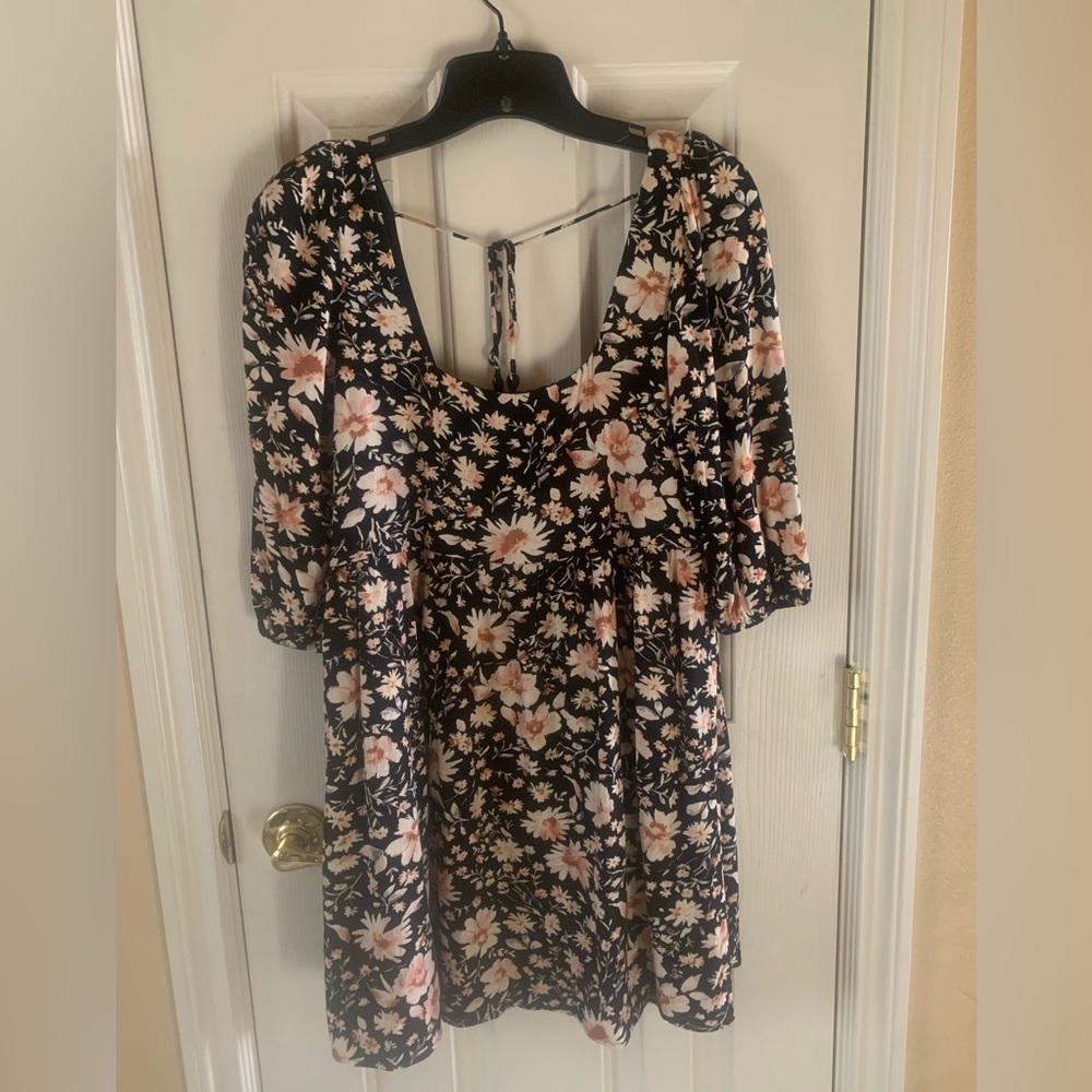 Women’s American Eagle 3/4 Sleeve Floral Dress